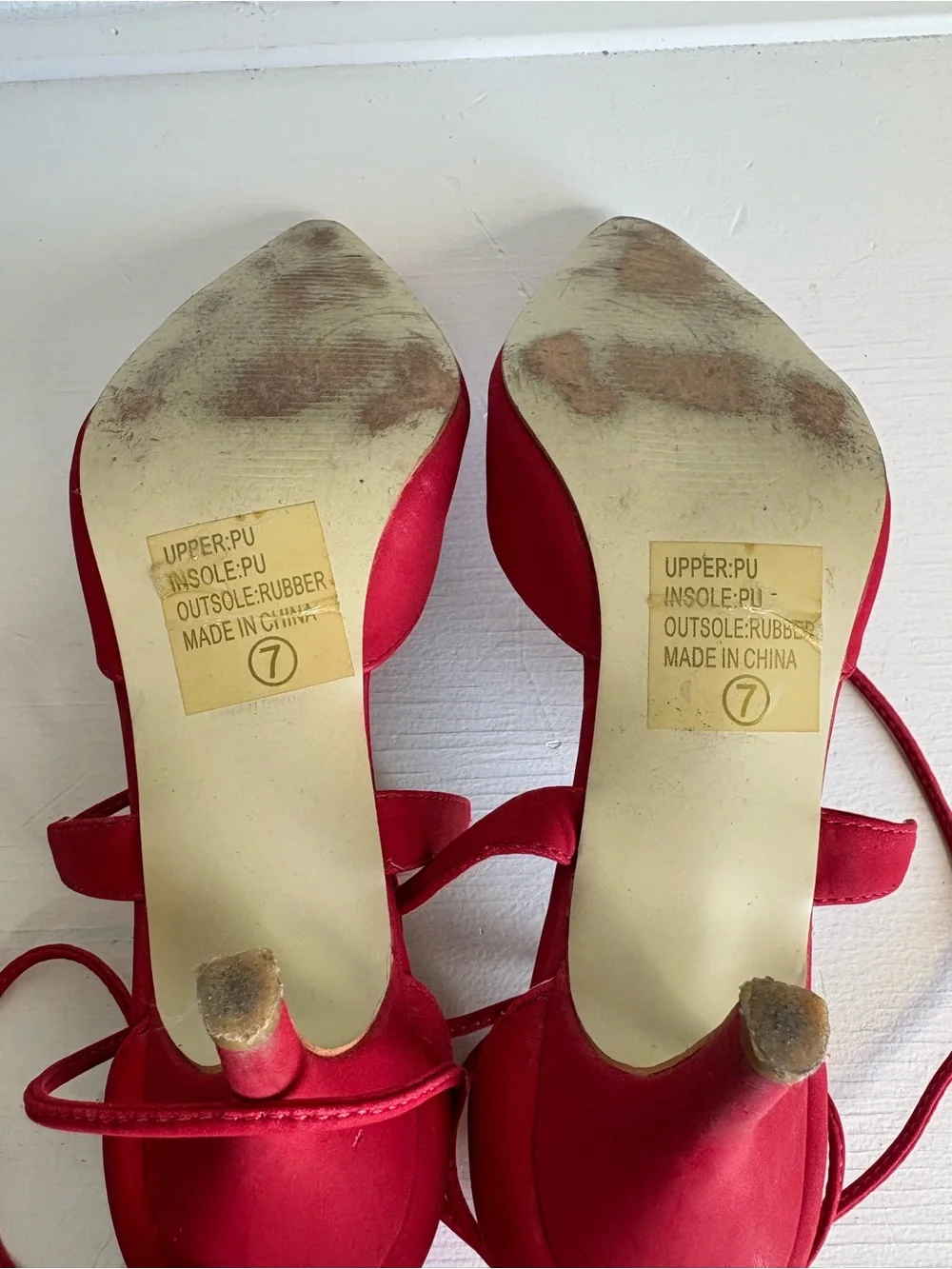 Journee Collection elegant red